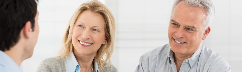 couple arranging smsf loan finance